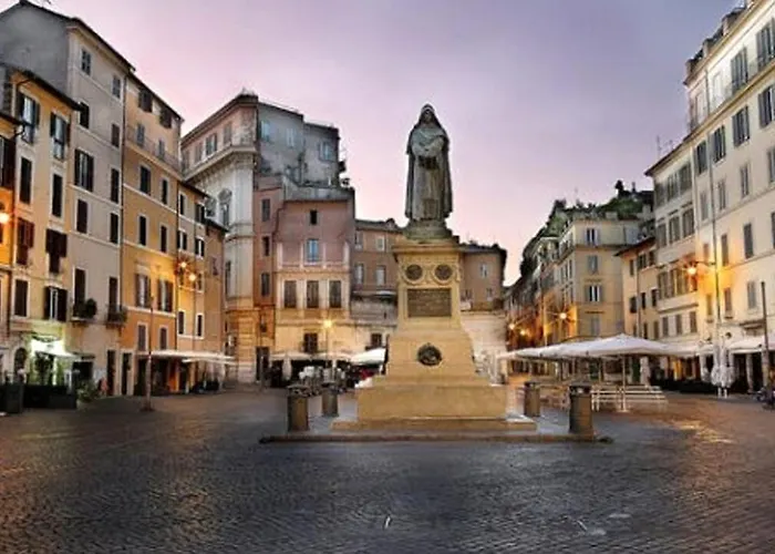Apartment Regina Cappellari - Elegante Dimora Nel Cuore Di Rome