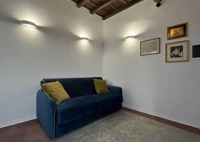 Regina Cappellari - Elegante Dimora Nel Cuore Di Apartment Rome